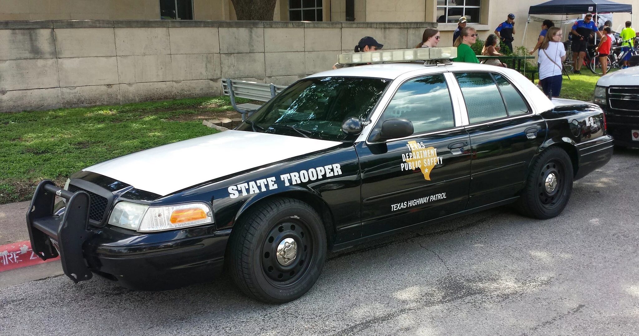 State Trooper Ford Crown. Sheriff Police car 1996. State cars