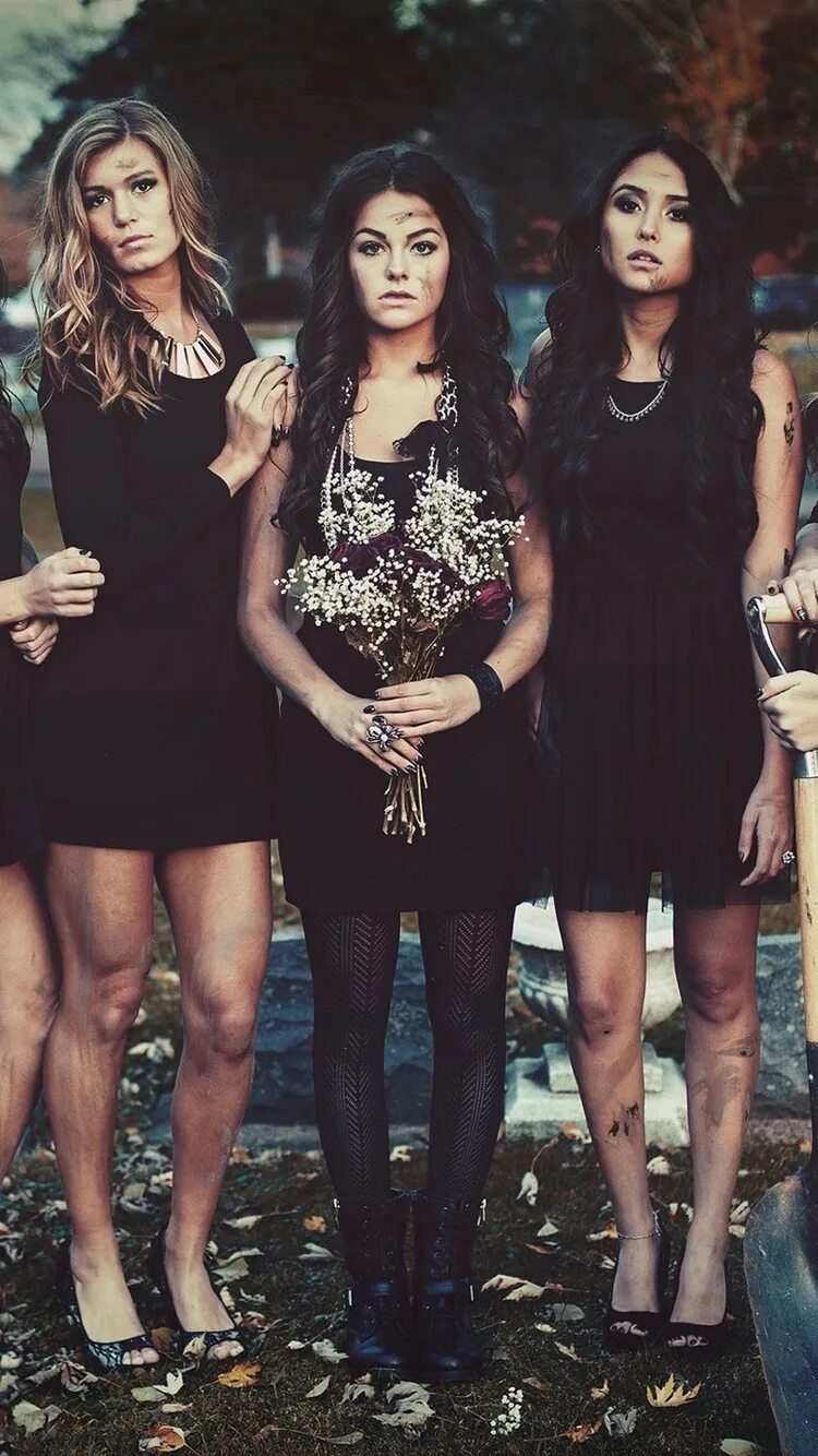 4 красивые фотки. Кэйтлин дженкинс. 4 красивые фотки. 4 красивые фотки. Четыре красивых девчонки.