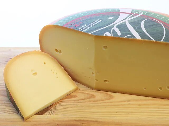 Лимбургер сыр. Сыр это живой продукт. Сыр это живой продукт. Ірімшік фото. Сыр на фоне природы.