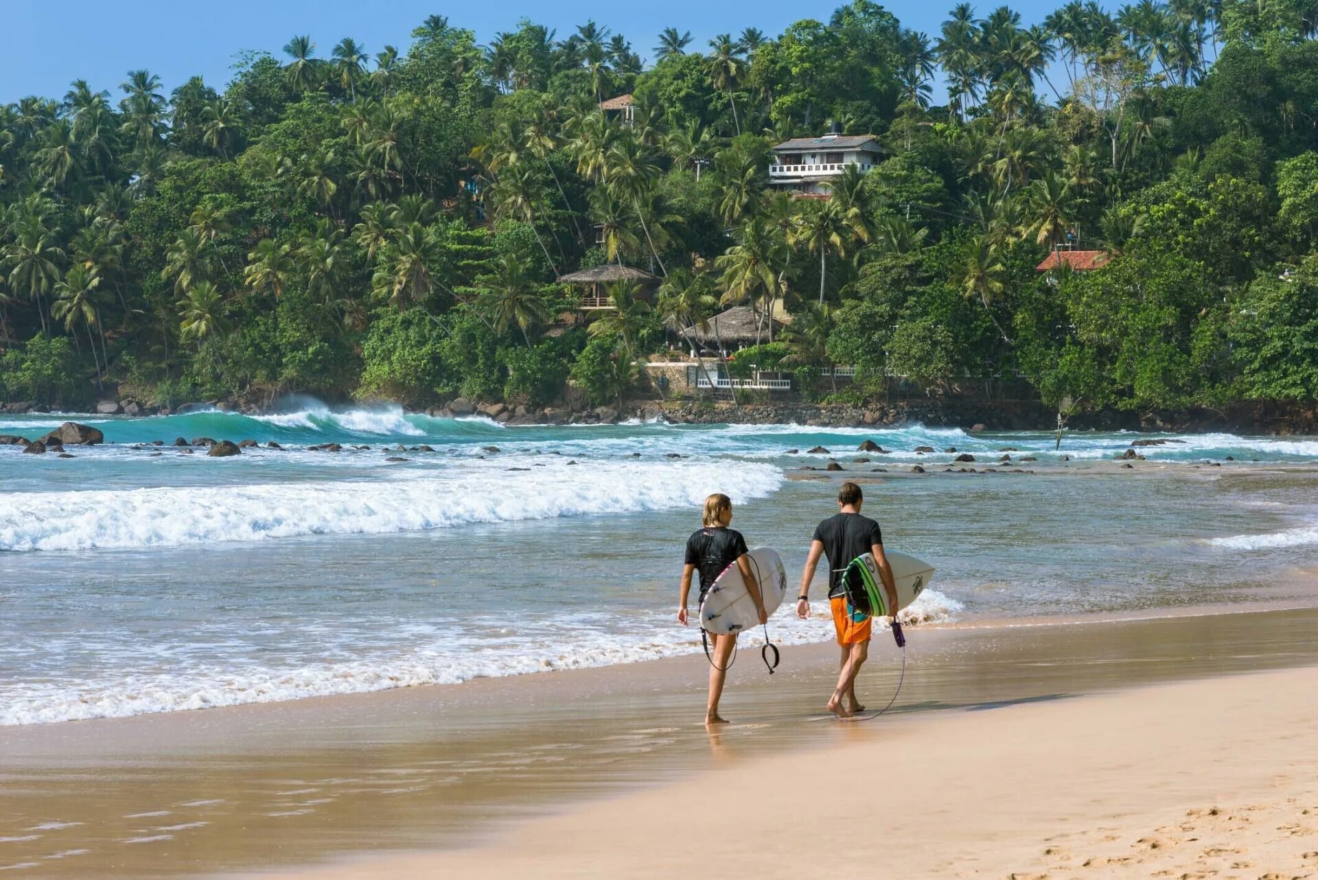 Пляжи шри ланка отзывы. Мирисса Бич Шри Ланка. Пляж Мирисса на Шри Ланке. Бухта Велигама Шри Ланка. Пляж Велигама Шри Ланка.