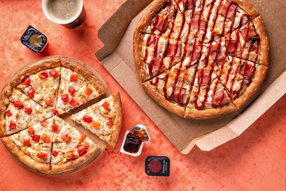 Почему закрыли додо пиццу. Додо пицца карбонара. pizza dodo розыгрыш. песто додо. пицца фон.
