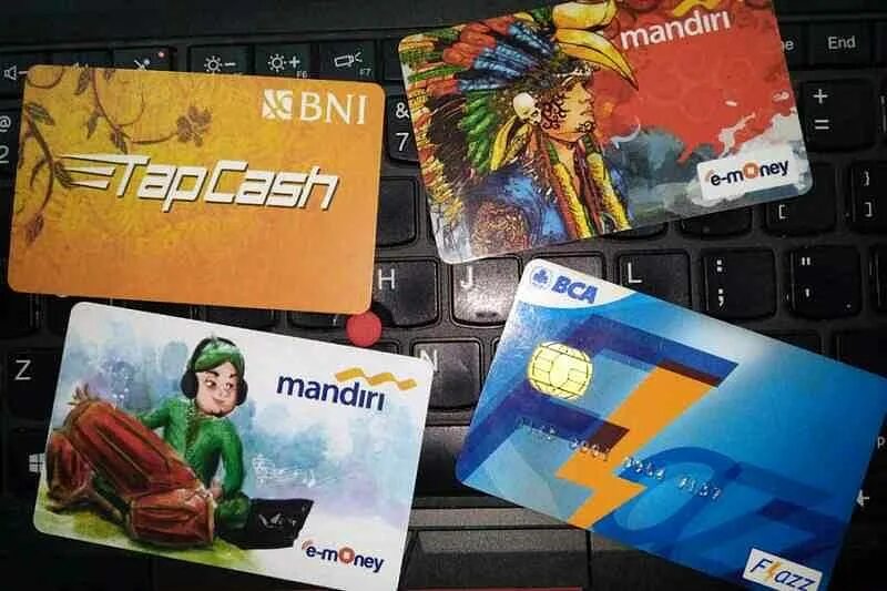 E money new. E money. E-money png. E money. Emoney лого.