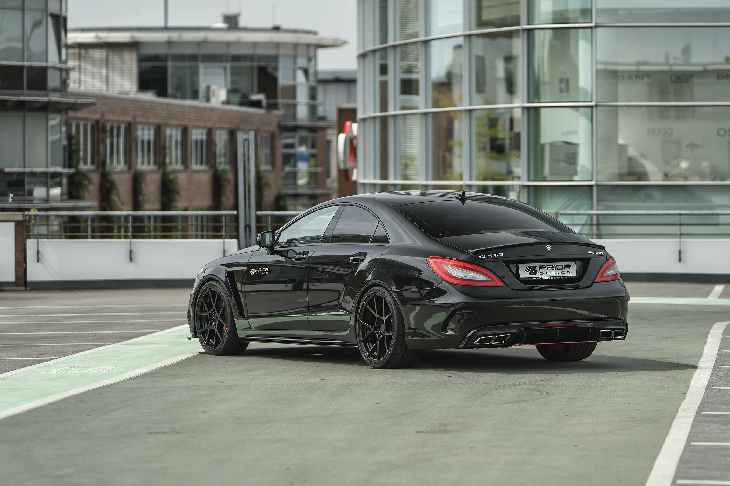 Цлс венгалби фото. Mercedes CLS 63 AMG. Мерседес CLS 218 AMG. Mercedes CLS 63 AMG 218. Mercedes Benz CLS 63 AMG w218.