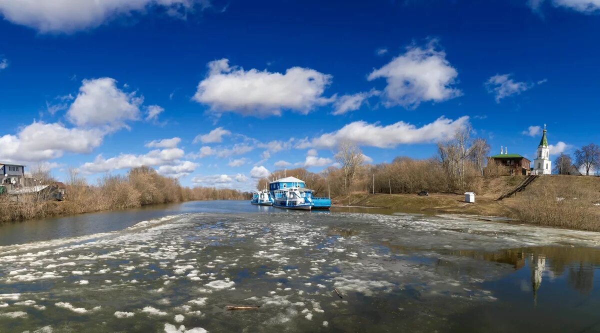 Какой уровень реки оки. Спасск-рязанский половодье разлив реки. половодье в спасск рязанском. половодье на оке спасск-рязанский. разлив в спасске рязанском.