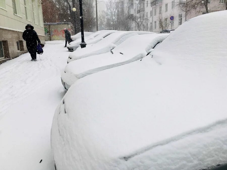 Курск 16 января. Снегопад курск 2013. снегопад в курске. курск снегопад март 2013. метель в курске.