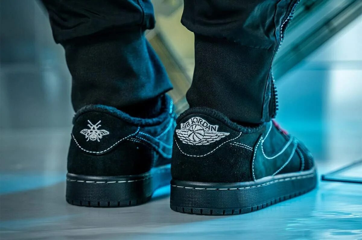 Travis scott nike air jordan 1 low. Nike jordan 1 travis scott black phantom. nike jordan 1 low travis scott black phantom. nike air jordan 1 low travis scott black phantom. travis scott x air jordan 1 low black phantom.