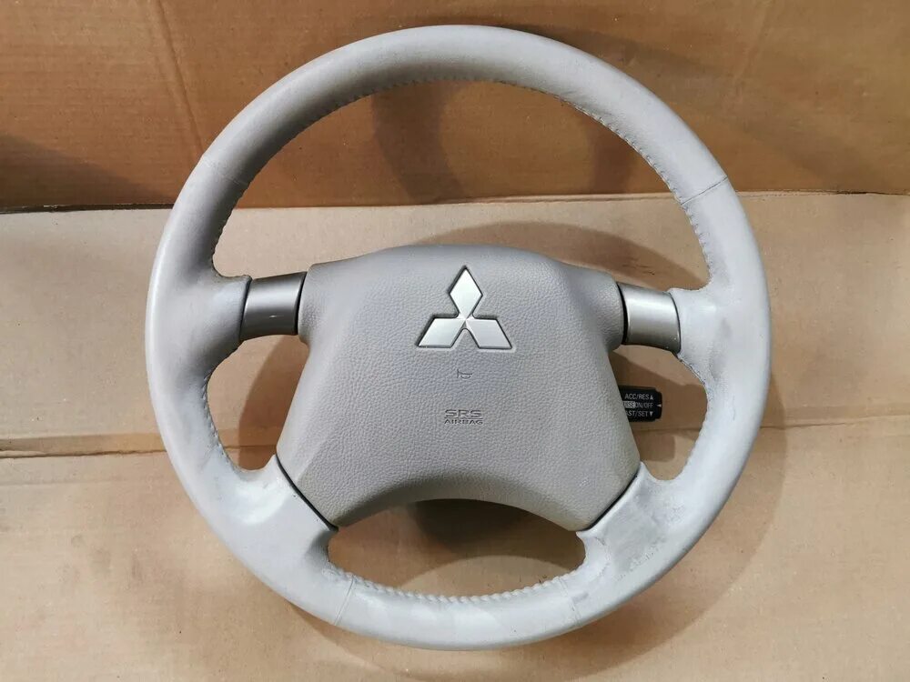 Руль mitsubishi asx. Руль mitsubishi l200. Руль митсубиси. Mitsubishi руль 2022. Mitsubishi grandis, 2008 руль.