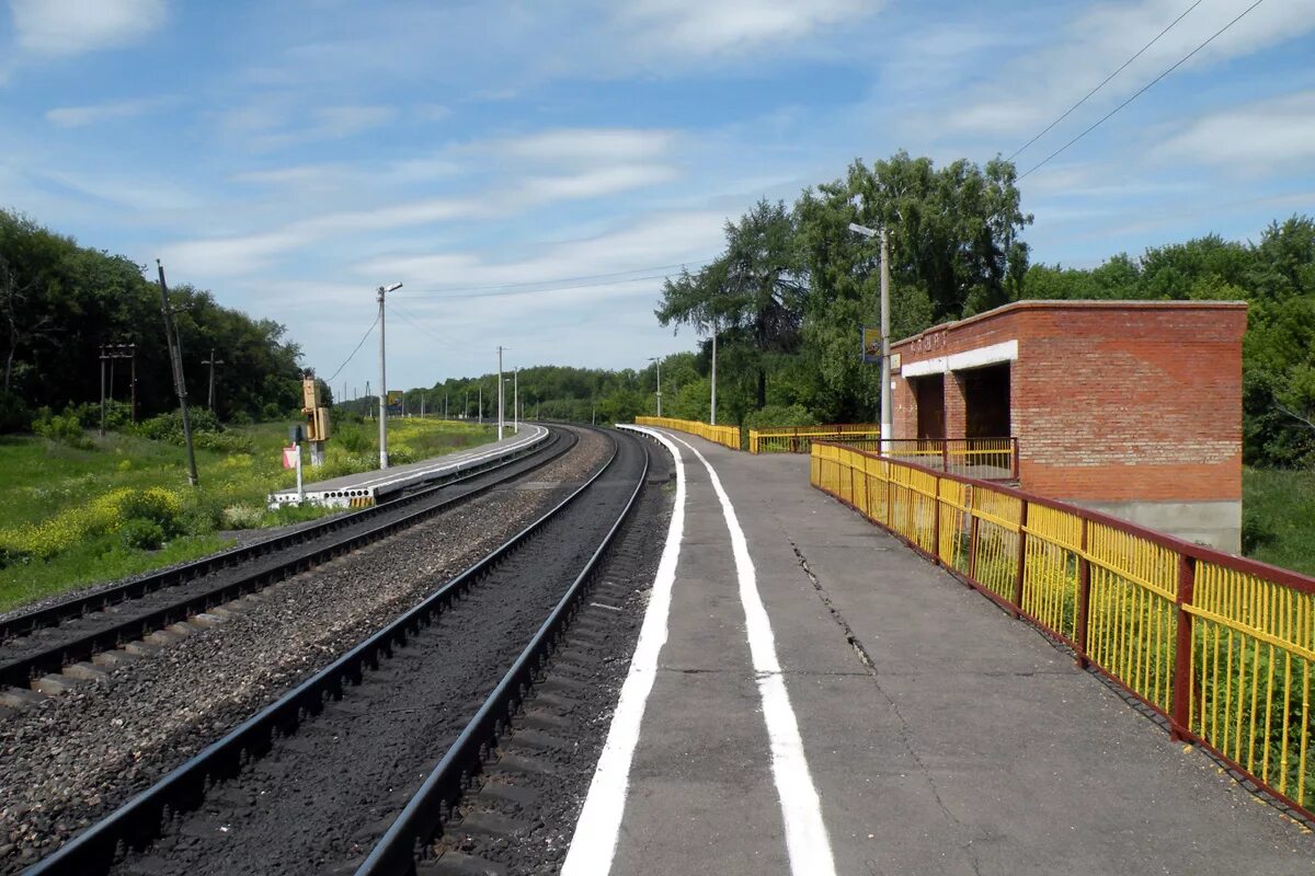 жд вокзал губаха. жд станция иноковка кирсановский район. станция инжавино. станция няр пермский край. жд.