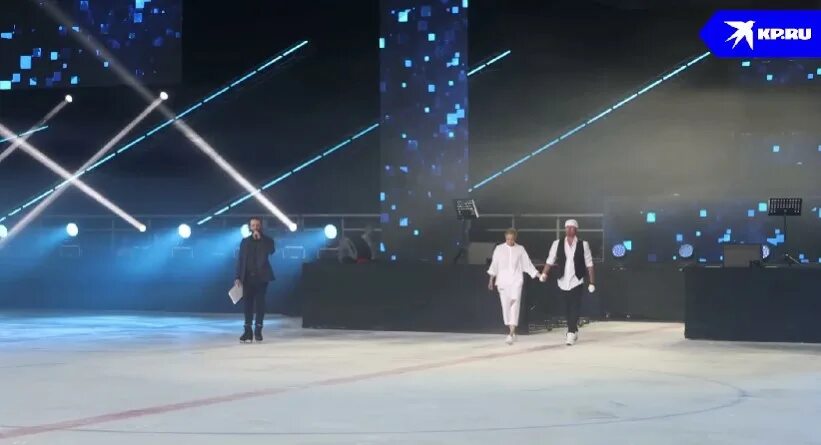 Выход костомарова на лед. Выход костомарова на лед. Выход костомарова на лед. Выход костомарова на лед. Выход костомарова на лед.