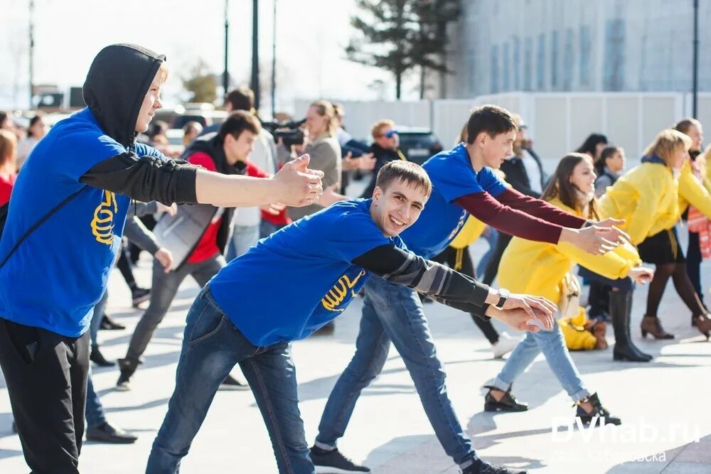 Событие заряжай. Дворец культуры асбест фото. Зарежать или заряжать. Дворец культуры асбест официальный сайт. Фестиваль «заряжай лето!».