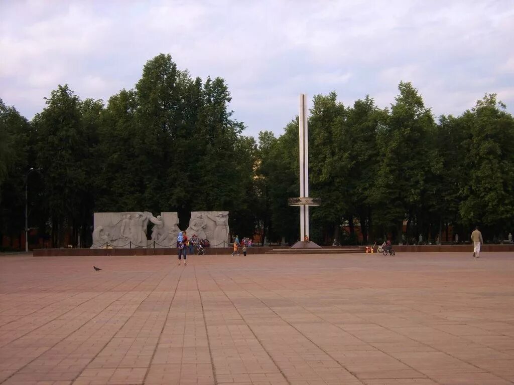 1. вечный огонь площадь славы подольск. площадь воинской славы подольск. площадь славы подольск. сквер славы пенза.