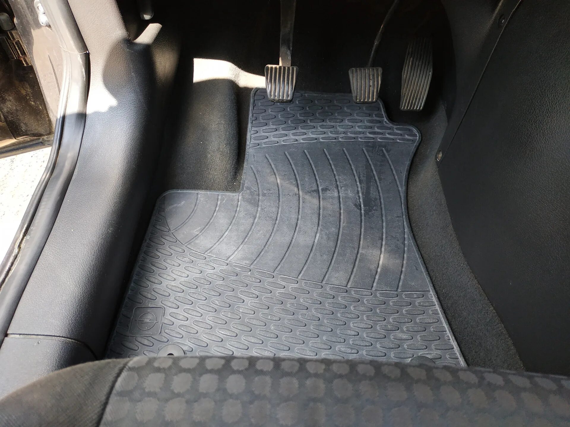 Резиновые коврики на опель зафира а. Opel zafira коврики. Eva коврики opel zafira b. Opel zafira ii (b) коврики. Opel zafira коврики.