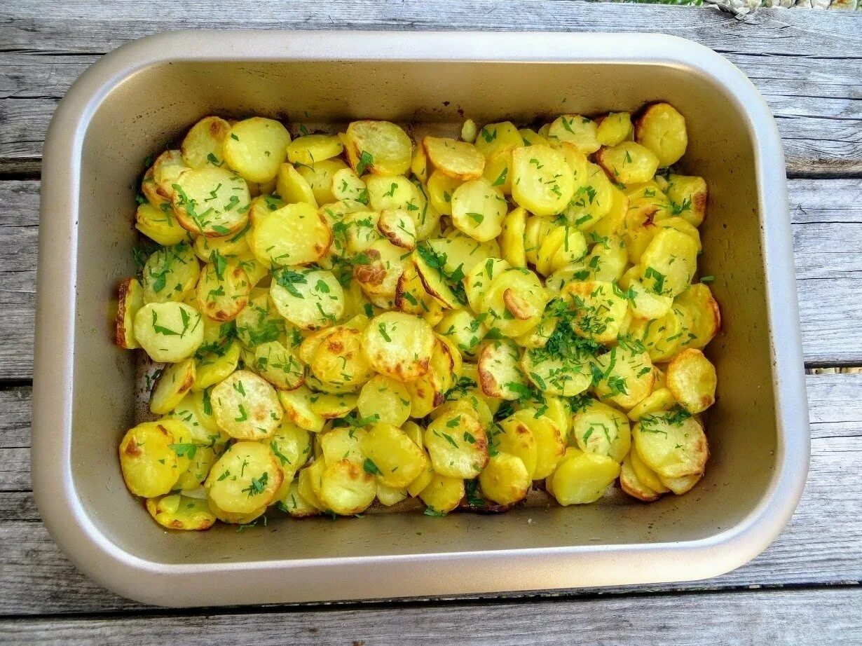 Картошку положить