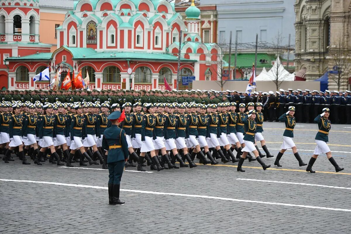 9 мая москва мероприятия. Парад 2022 в Москве. Парад Победы в Москве. Парад 9го мая 2022 Москва. Парад Победы Москва 1975.