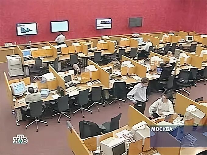 мосбиржа приостановка торгов. торги приостановлены. санкт петербургская биржа. свопы биржевые и внебиржевые. почему приостановлены торги на московской бирже сегодня.