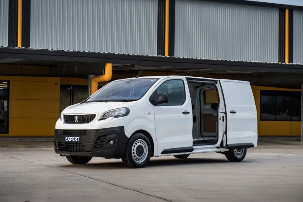 Peugeot expert 2021. Пежо эксперт 2019. Peugeot expert 2023. Пежо эксперт 2019 дворники. Пежо эксперт 2022.