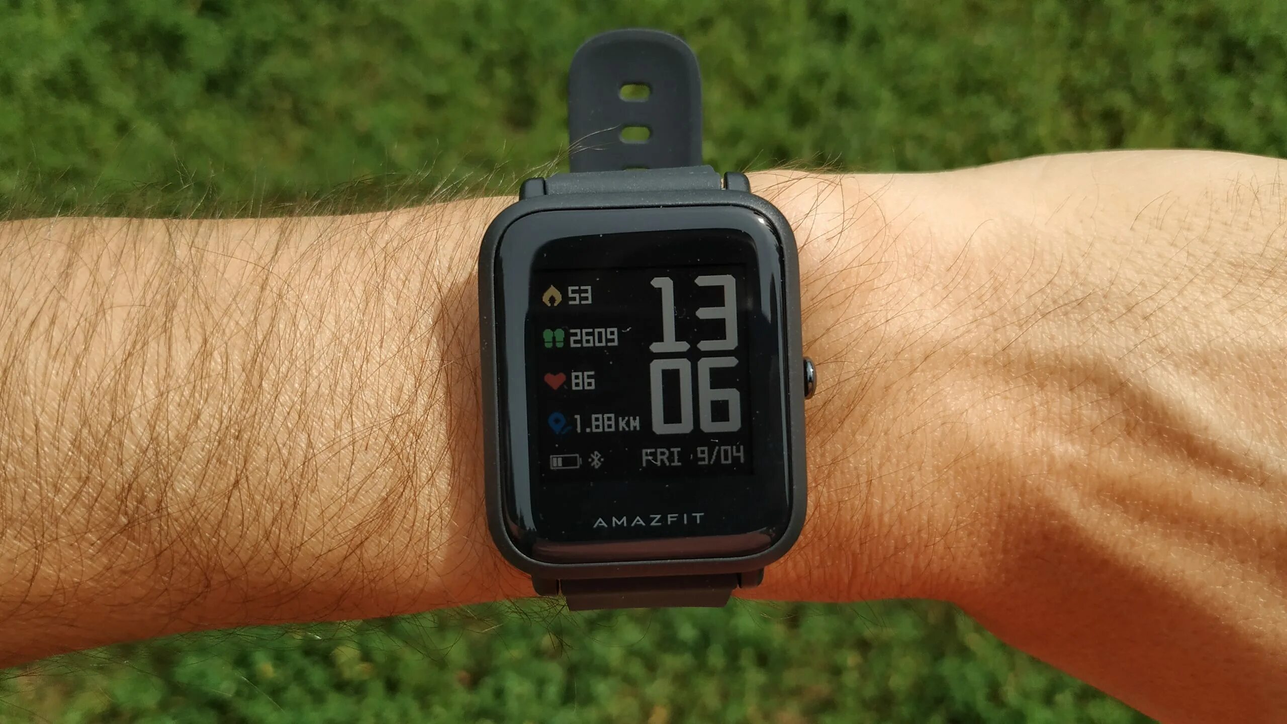 Часы amazfit bip lite