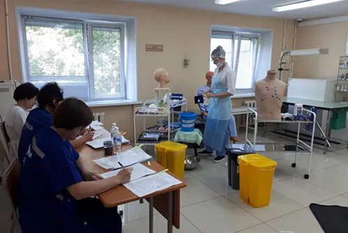Уссурийский медицинский. Уссурийский медицинский. Уссурийский медицинский колледж преподаватели. Умк уссурийский медицинский колледж колледж. Уссурийский медицинский.