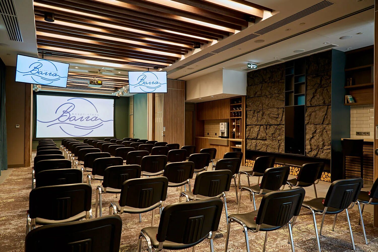 отель марриотт нижний новгород. азимут отель зал волга. конференц зал волга. конференц-зал&лофт by volga, москва. конференц зал волга.