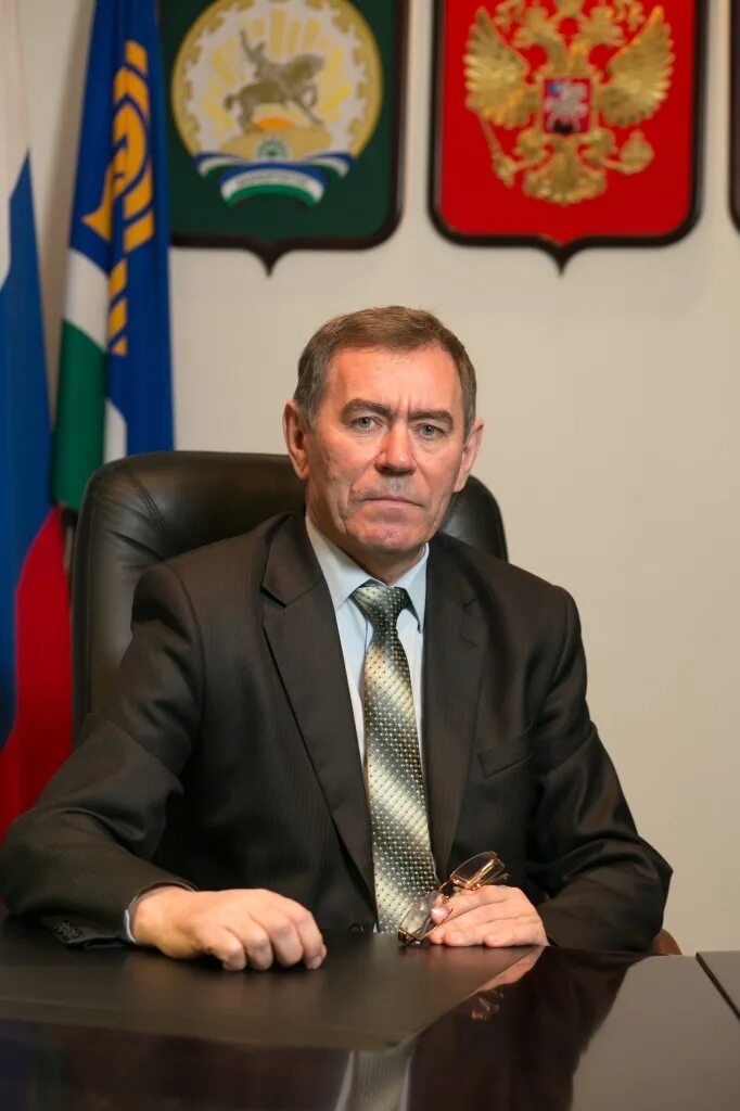 плотников сергей николаевич уфа. шмелев октябрьский башкортостан. мэр города октябрьский башкортостан. бывший мэр уфы ялалов. насретдинов руслан фанависович.