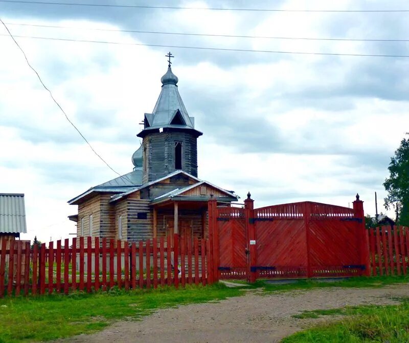 Большая Мурта храм. Храм святителя Луки большая Мурта. Поселок большая Мурта Красноярский край. Большая Мурта Красноярский край Церковь.