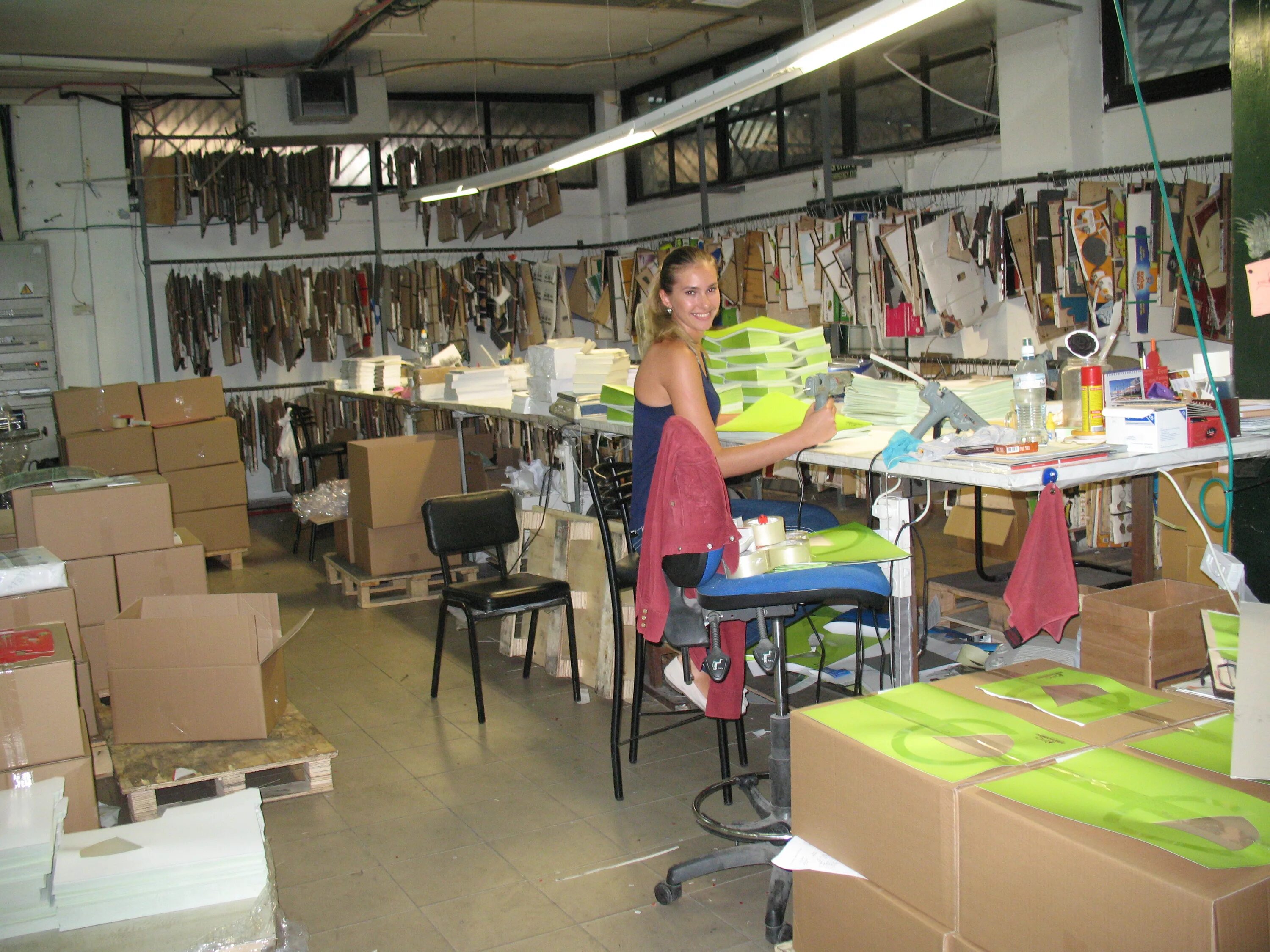 Склад типографии. Склад типографии. Склад типографии. Склад печатной продукции. Склад.