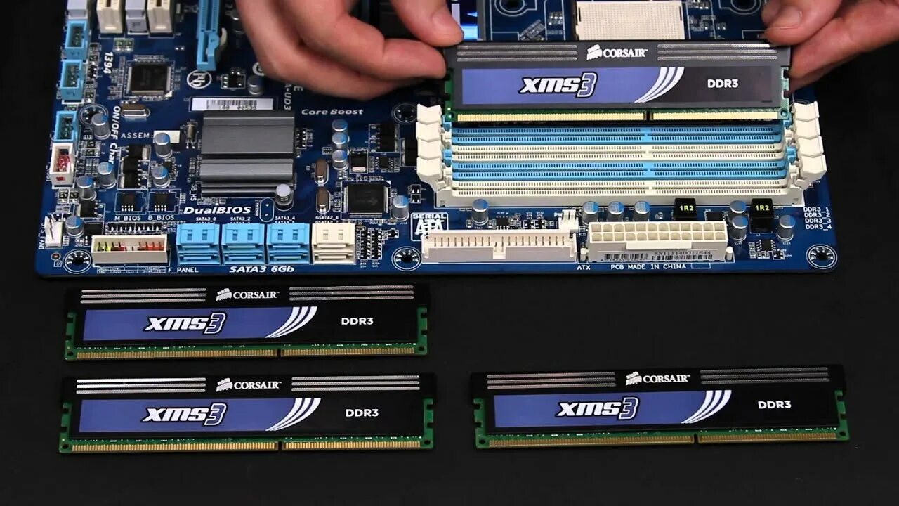 Материнская плата ддр 4. Ram ddr3. Ram Slot ddr2 on motherboard. Материнская плата на ддр 3 и ддр 4. Gigabyte ga-ph67-ud3-b3.