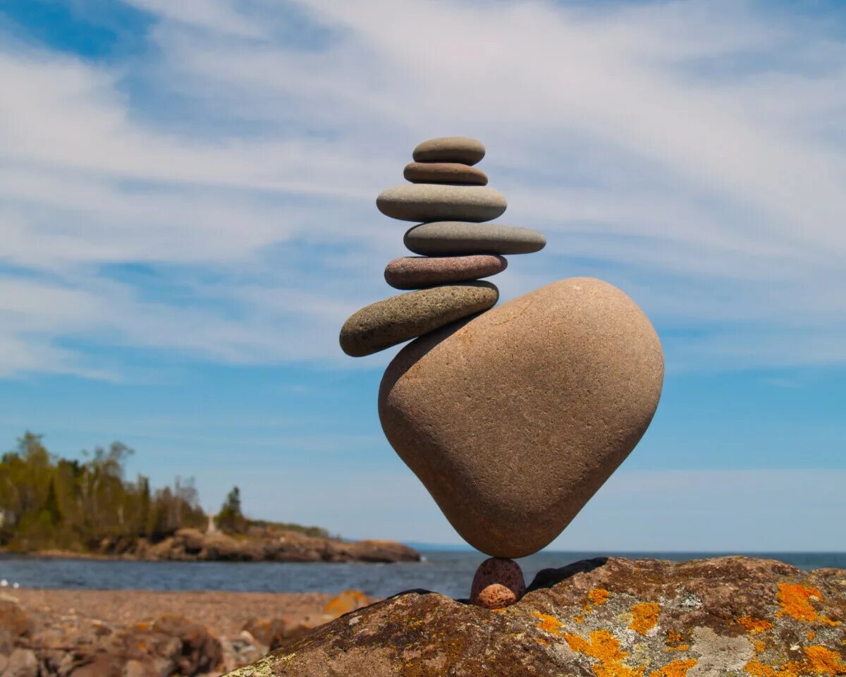 Опора в сми. Баланс Гармония равновесие. Душевного равновесия и гармонии. Гармония и умиротворение. Камни равновесие.
