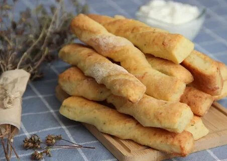 Творожные палочки с сыром