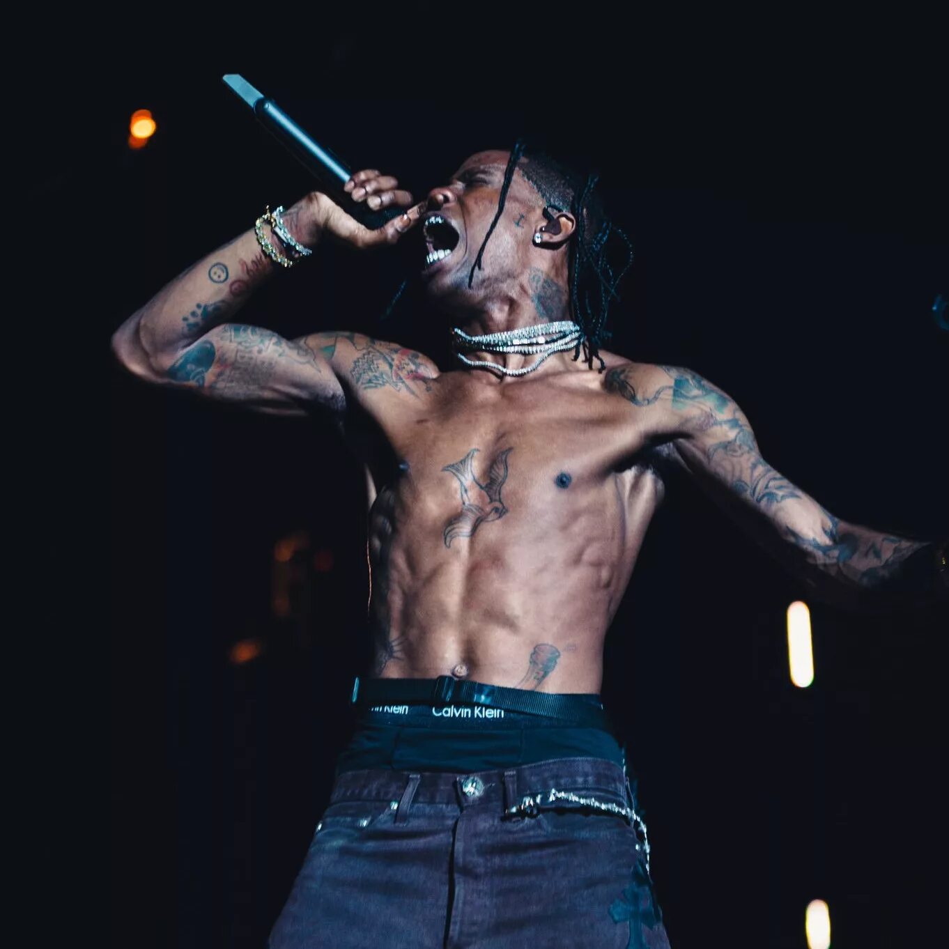 Travis scott i know перевод. Трэвис скотт. travis travis scott. трэвис скотт пресс. трэвис скотт 2019.
