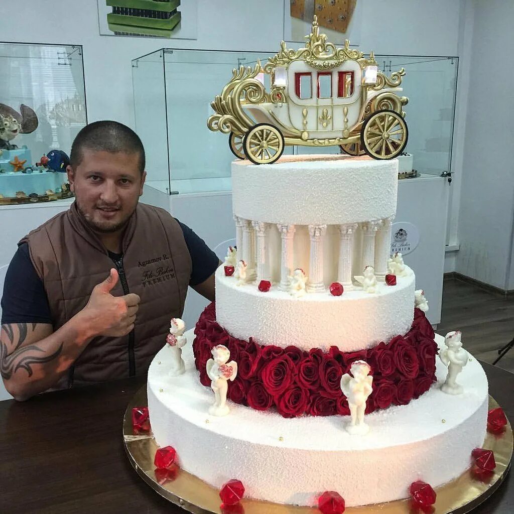 День рождения агзамова. Кондитер ренат агзамов. Ренат агзамов фото. Ренат агзамов. День рождения агзамова.
