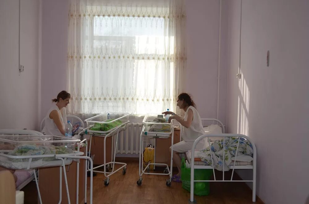 Родильный дом 2 барнаул. Первый роддом барнаул. Роддом №1 (родильное отделение якб №1) якутск. Роддом 2 барнаул. Лучшие роддома барнаула.