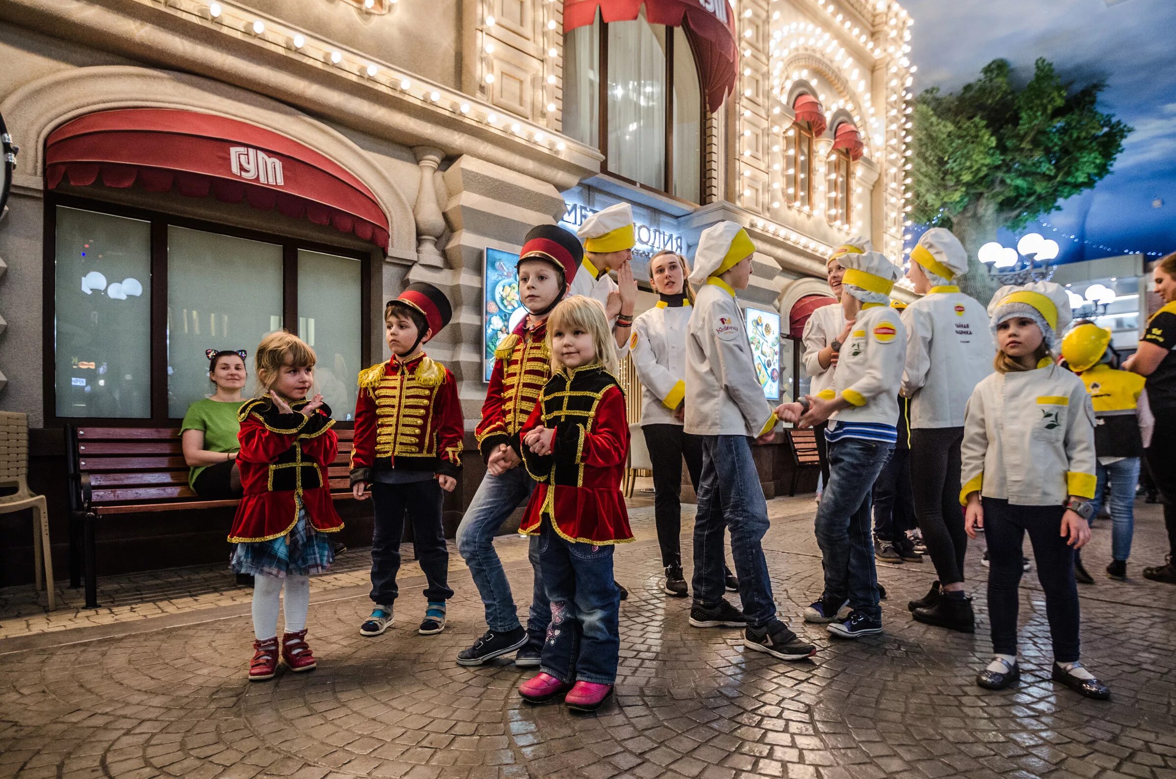 Kidzania в москве. «кидзания» – детский парк профессий (москва). кидзания в москве. детский город в москве кидзания. «кидзания» – детский парк профессий (москва).