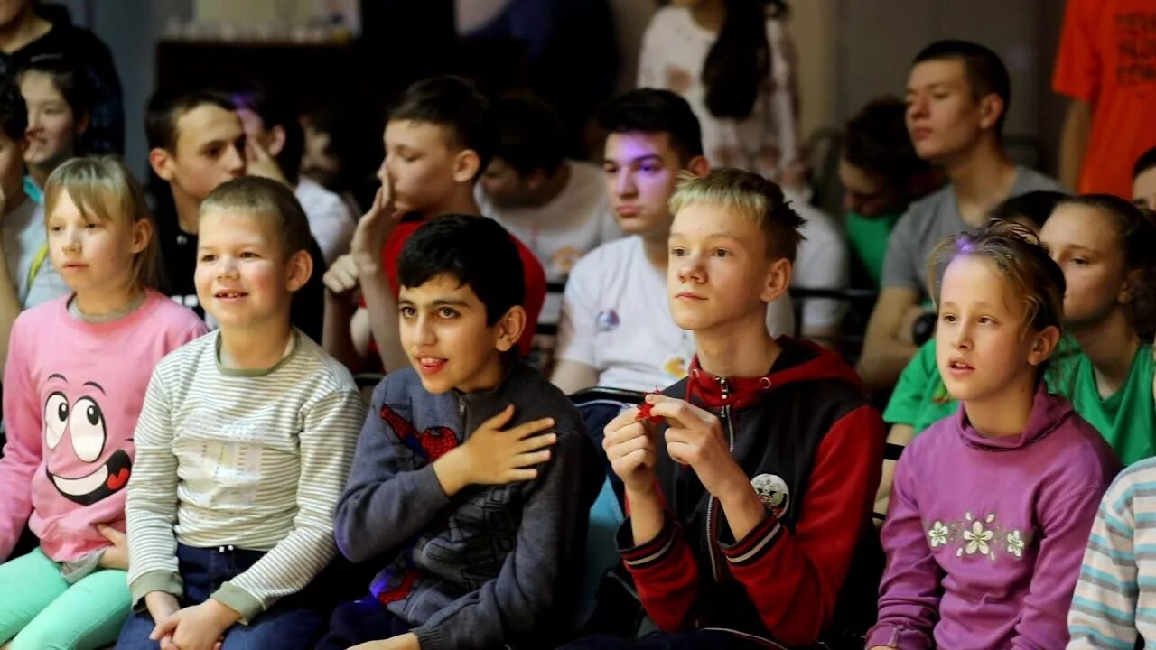 Детский интернат в парканах. Коррекционная школа екатеринбург. Восстания 34 екатеринбург. Санаторная школа интернат 3 челябинск. Екатеринбургская школа интернат 8.