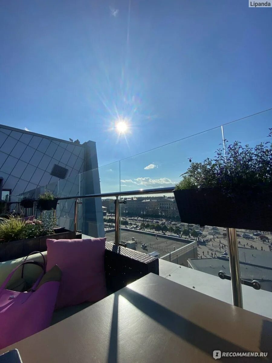 Не особо вкусно. Не особо вкусно. Вкусно надпись. Вкусно надпись. Кулинарная эмблема.