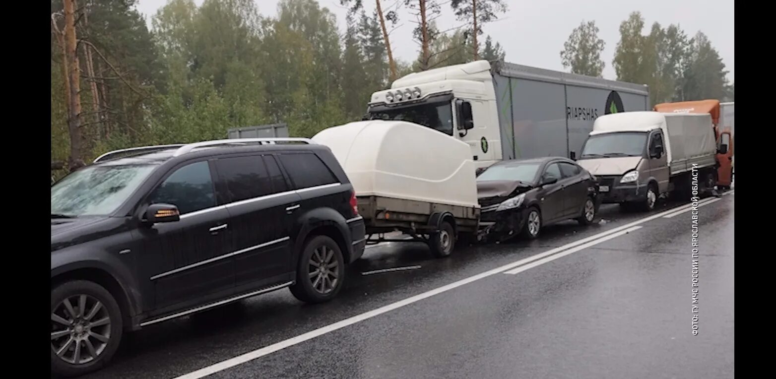 ДТП Семибратово Ярославская область на. Авария в Ярославской области на трассе Семибратово.