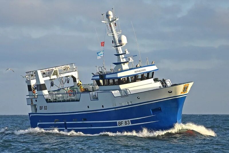 лунтос траулер сейнер. краболов сага аляска. траулер георгий мещеряков. траулер командор. батм тумнин.