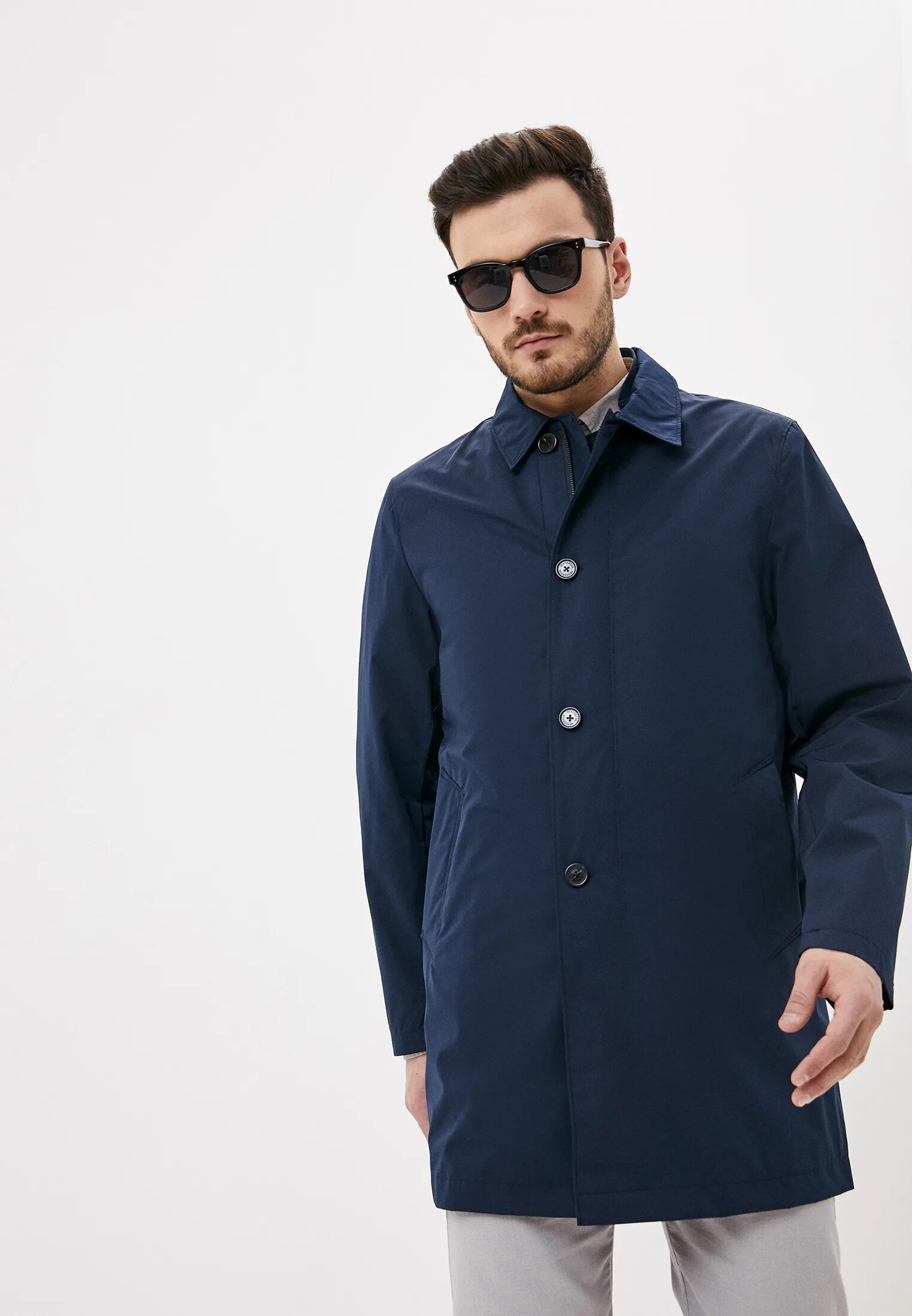 Тренчкот мужской burberry. Kaili classic style плащ мужской. Henderson двухсторонний плащ. Плащ мужской хендерсон на. Укороченный плащ мужской.