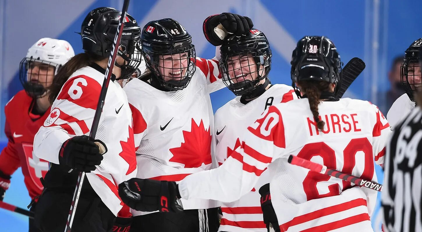 На сколько побед больше одержала сборная канады. Женская сборная Канады по хоккею с шайбой. Женская сборная Канады по хоккею на ОИ 2022. Хоккей Канада Канада. Женская сборная США по хоккею с шайбой.