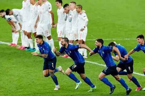 Чемпионат италия испания