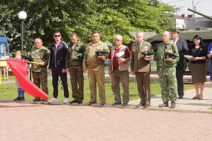 Подрастайка губкин раевского. Раевские новости. Раевские новости. Раевские новости. Центр тестирования гто суровикино.