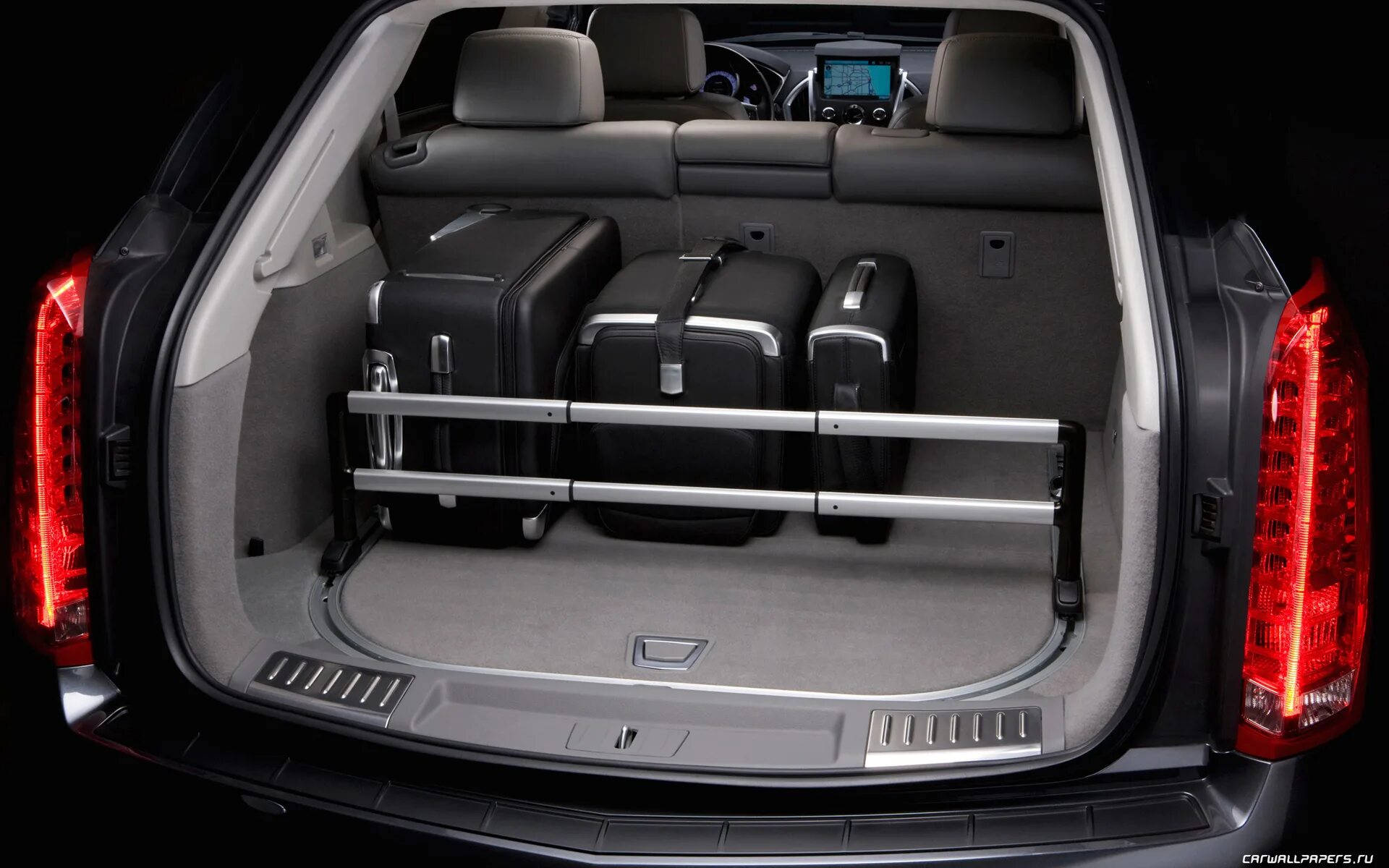 Chevrolet suburban 2020 багажник. додж гранд караван с открытым багажником. машина с большим багажником. митсубиси паджеро спорт универсал багажником. фольксваген кадди 2023.