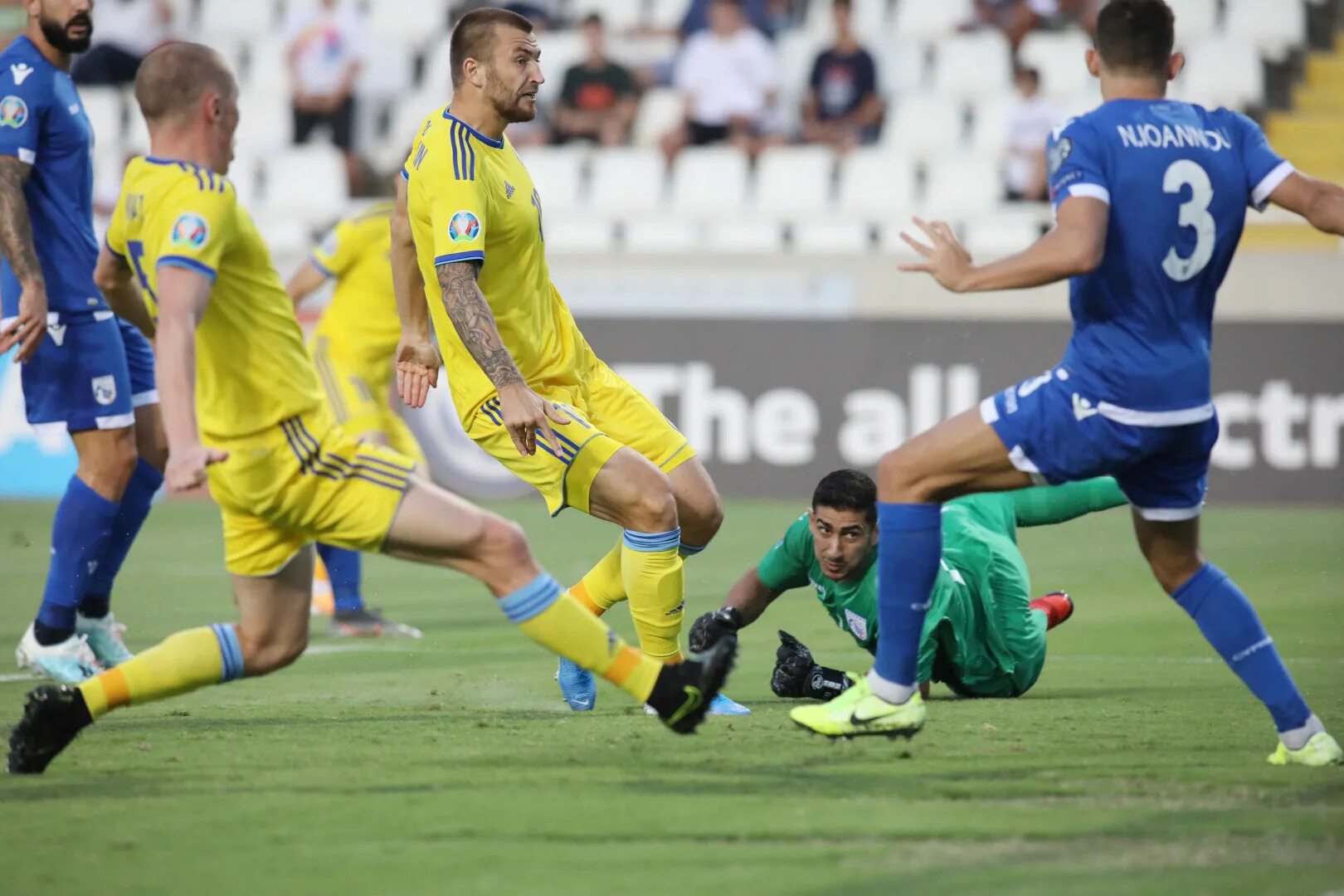 Кипр или казахстан. Кипр казахстан. Кипр казахстан. Сборная кипра по футболу википедия. 5 eurocent 2020 cyprus.