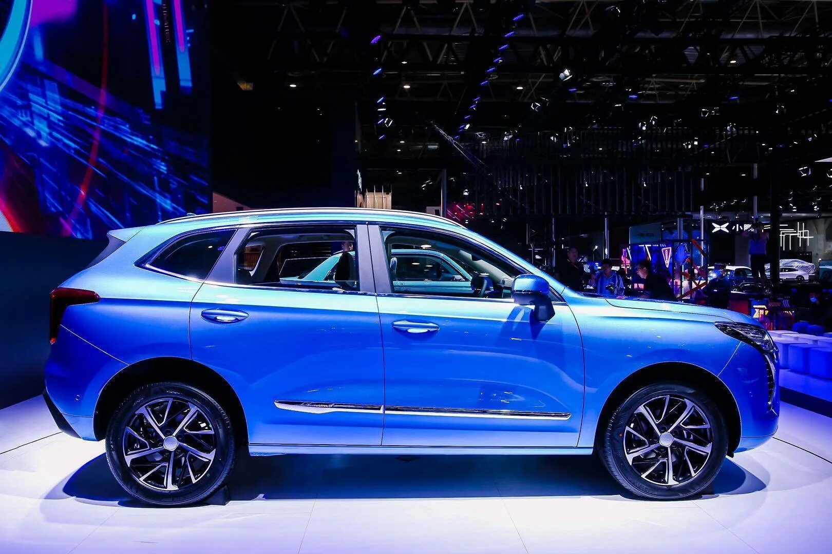 Haval джулиан. Хавал кроссовер 2025. хавал джулиан. хавал джулиан 2025. haval jolion 2025.