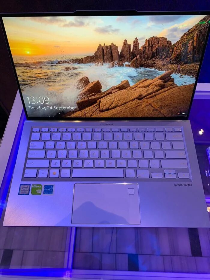 Ноутбук huawei intel core i3. Ноутбук huawei intel core i3