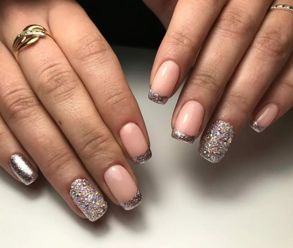 Френч маникюр. Новогодний маникюр френч. Свадебный маникюр. Красивые гелевые ногти. Новый френч.