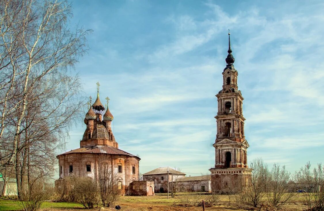 Казанская церковь курба. Казанская церковь село курба. Курба воскресенский храм. Село курба ярославская область казанская церковь. Курба колокольня.