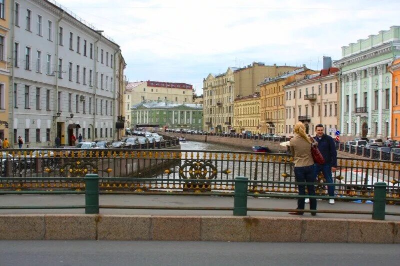 Дом Боярского в Санкт-Петербурге на мойке. Большой Конюшенный мост. Санкт-Петербург ул Миллионная Боярский. Набережная мойки 18 Санкт-Петербург вид от миллионной. Где живет боярский в петербурге