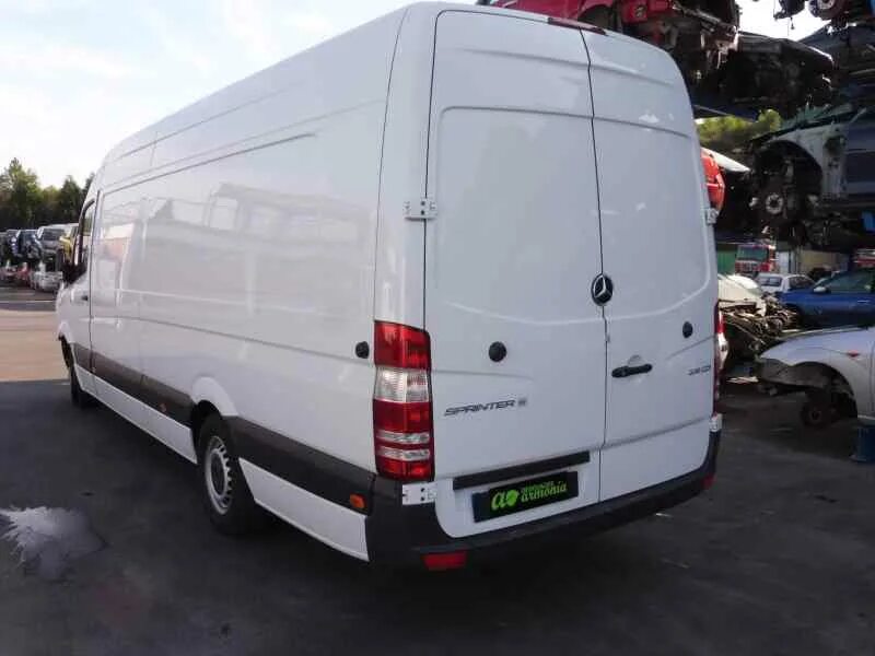 Tuning Mercedes Benz Sprinter W906 319cdi. - Auto Chippen