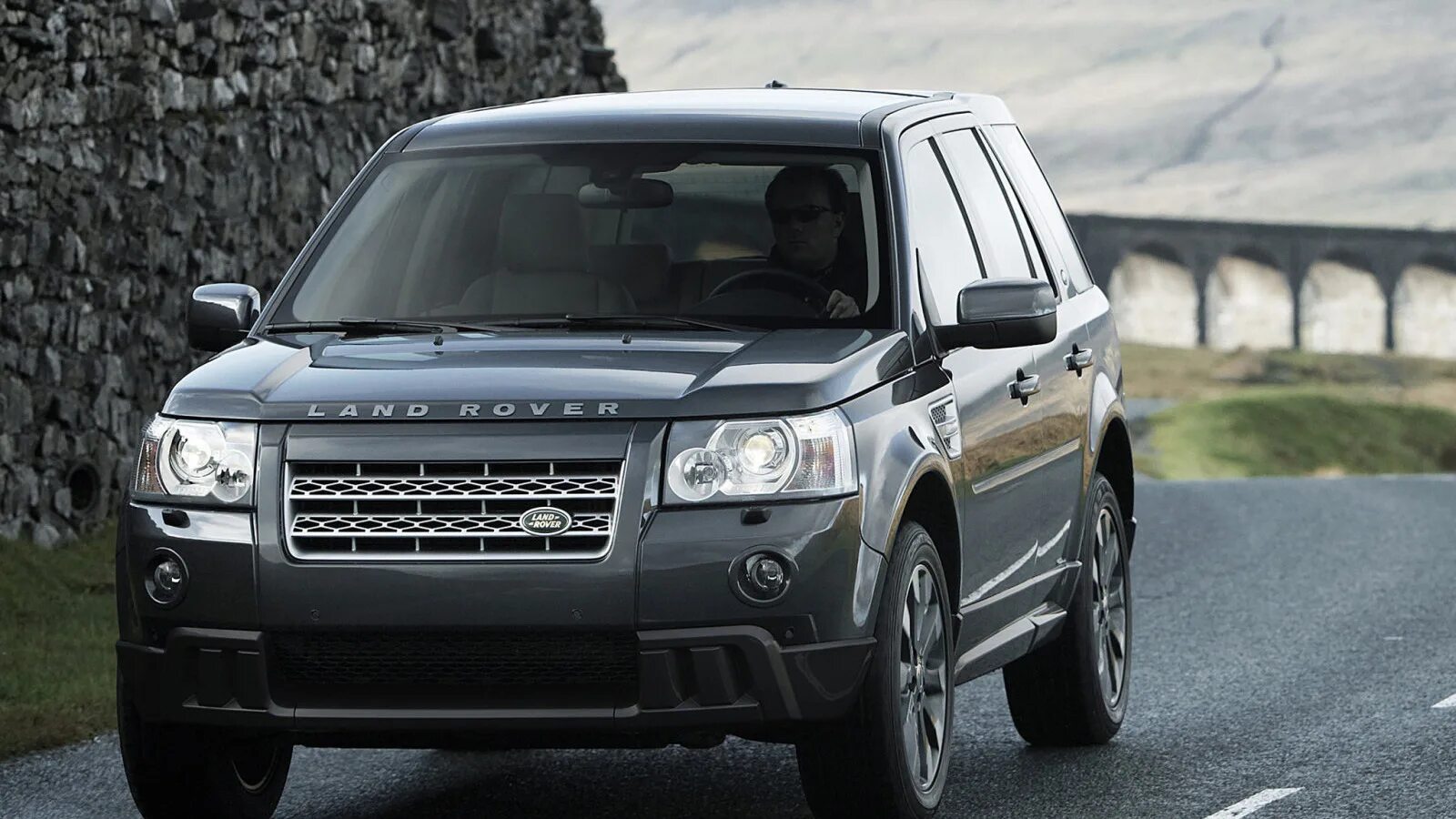 Автомобиль ленд ровер 2. Автомобиль ленд ровер 2. 2. Автомобиль ленд ровер 2. Ленд ровер фрилендер 2 2007.